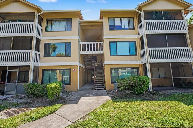 1550 S Belcher Rd #115, FL