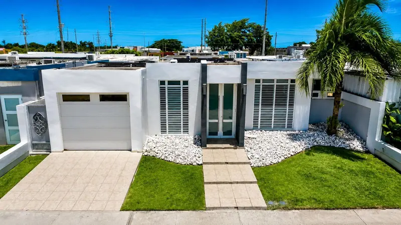 16 Calle Caoba Urb Alborada Park, PR