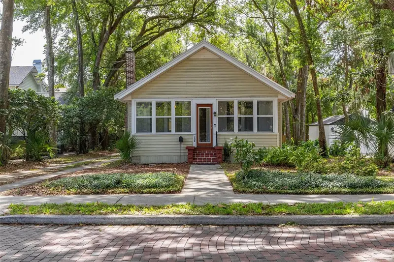 738 S Pennsylvania Ave, FL