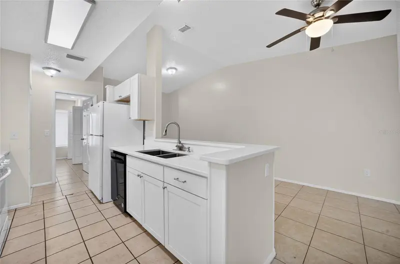 1008 Stucki Ter, FL