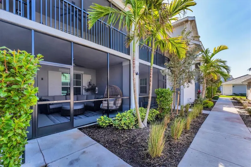 14184 Heritage Landing Boulevard, FL