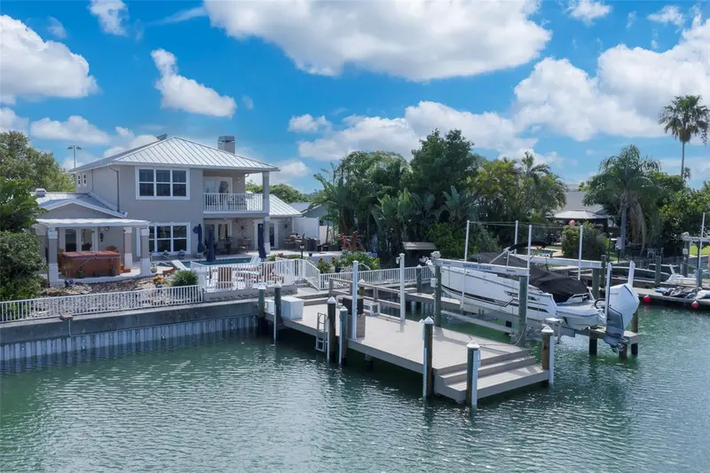 311 S Isle Dr, FL