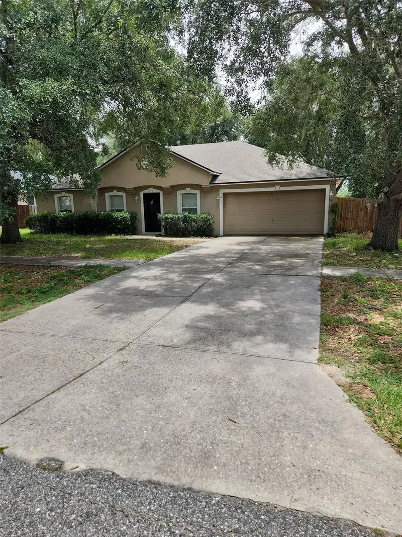 1411 S Mary St, FL