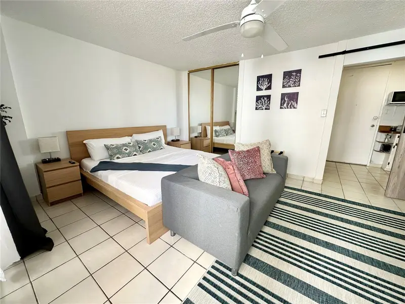 6267 Ave Isla Verde #3r, PR