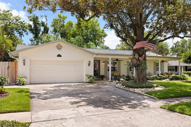 332 Fleet Rd, FL