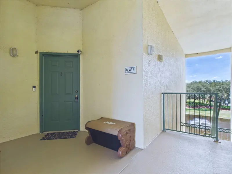 8816 Dunes Ct #302, FL