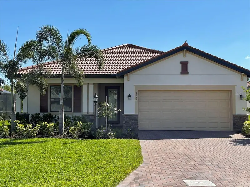 5127 Tobermory Way, FL