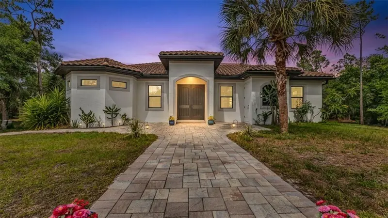 24581 Tangerine Ave, FL