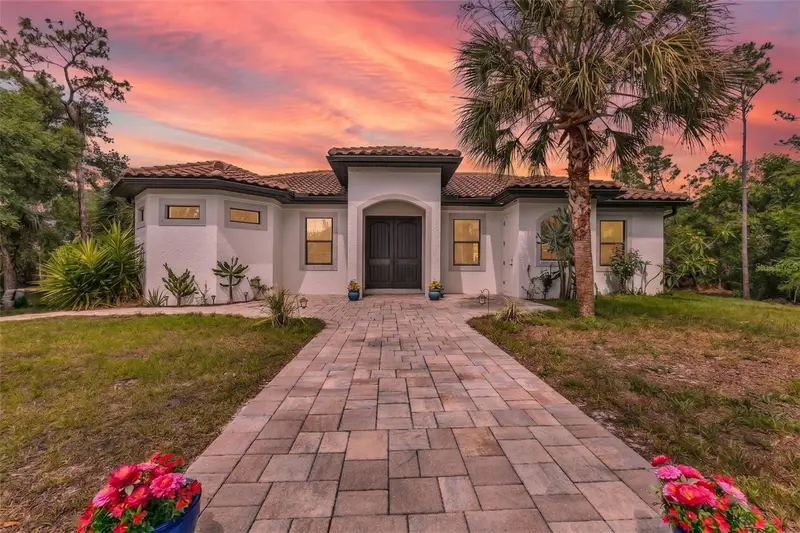 24581 Tangerine Ave, FL