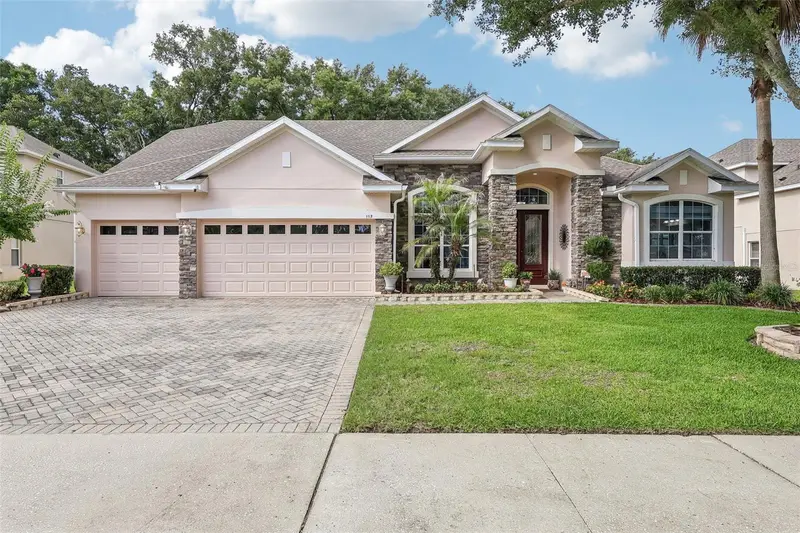 115 W Blue Water Edge Dr, FL