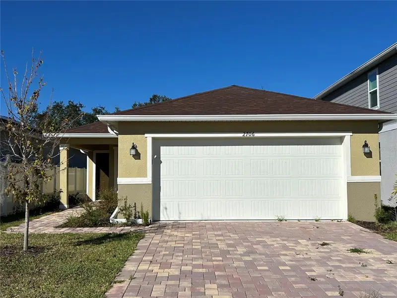 2706 89th Street Cir E, FL