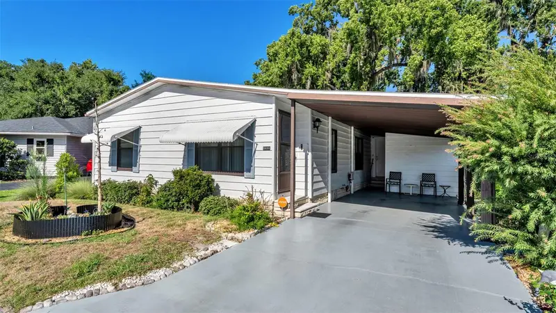4959 Colonnades Cir W, FL