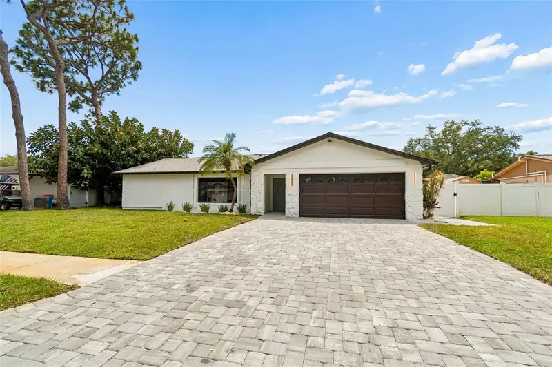12076 92nd Way N, FL