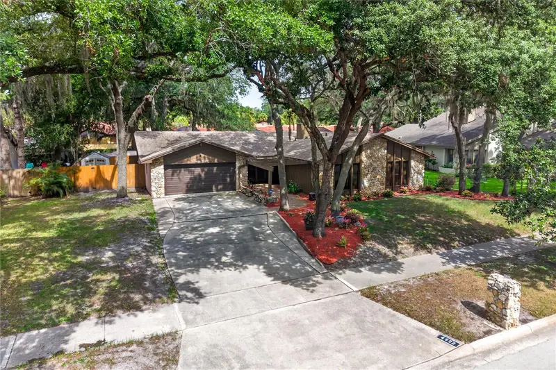 4922 Briar Oaks Cir, FL