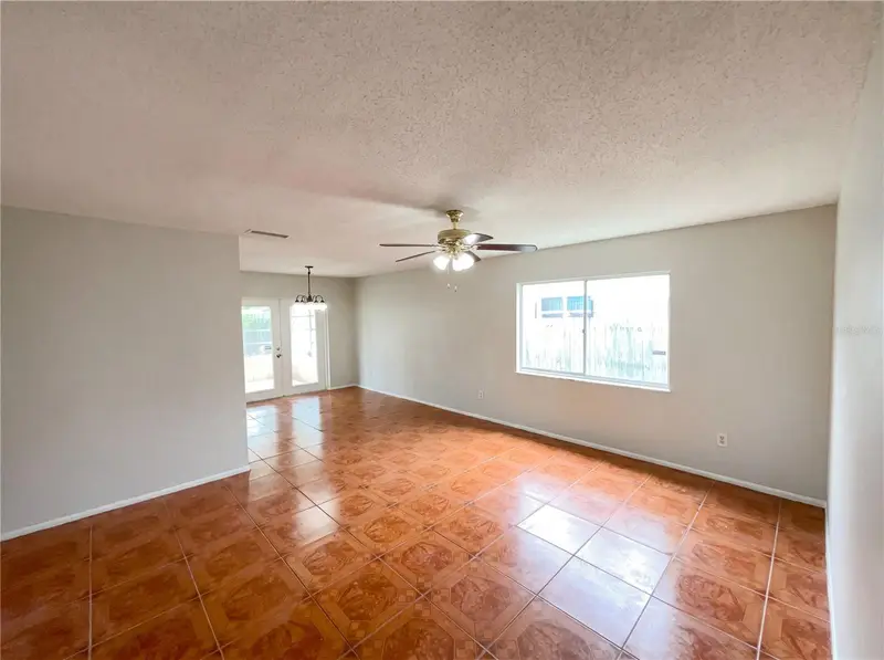 4805 Beacon St, FL