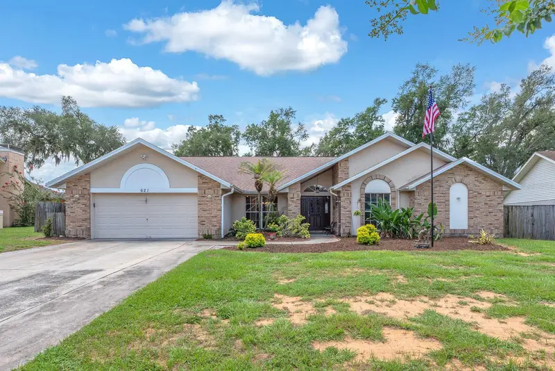 621 Penn National Rd, FL