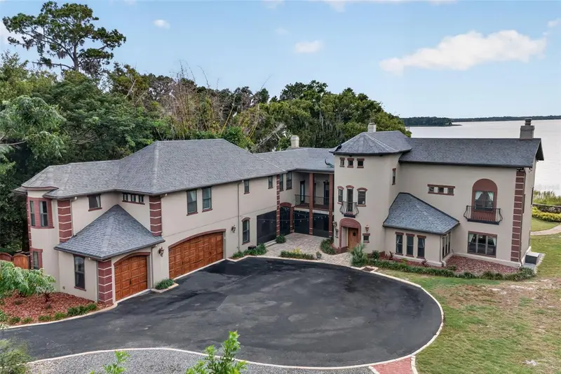 6118 Dora Dr, FL
