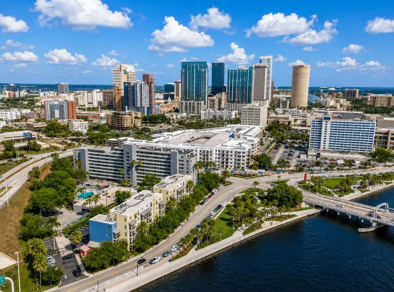1501 Doyle Carlton Dr #411, FL