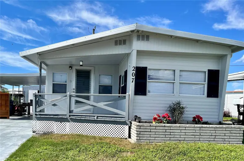 207 51st Avenue Plz W #3, FL