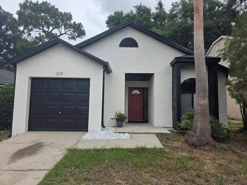 1219 Pin Oak Dr, FL