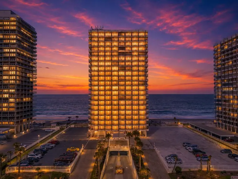 2900 N Atlantic Ave #2106, FL