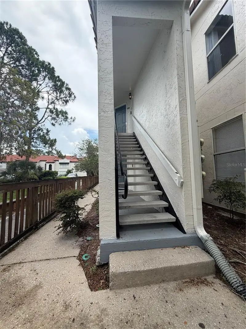 5168 Conroy Rd #28, FL
