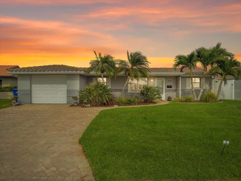 5008 Dory Dr, FL