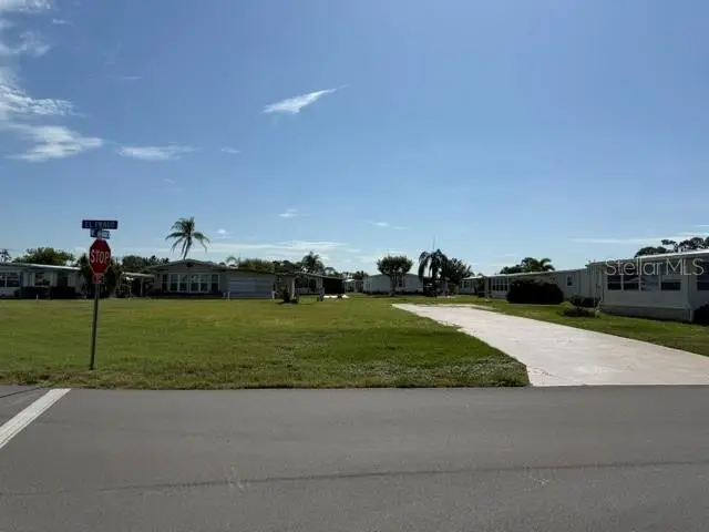 401 El Prado, FL