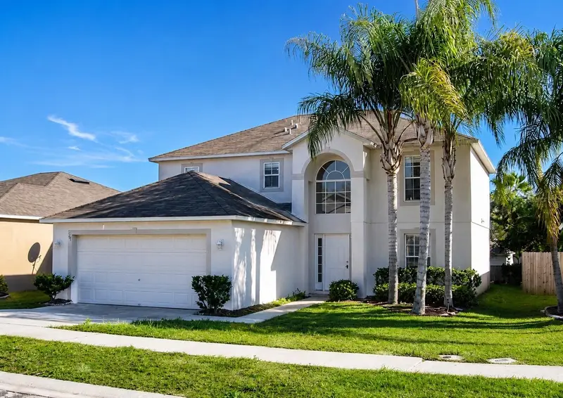 121 Carmel Bay Dr, FL