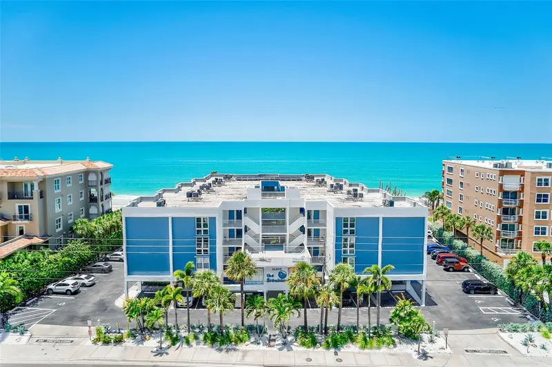 16308 Gulf Blvd #103, FL