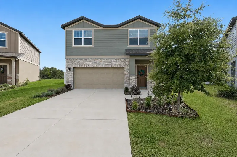 8700 Sportsman Loop, FL