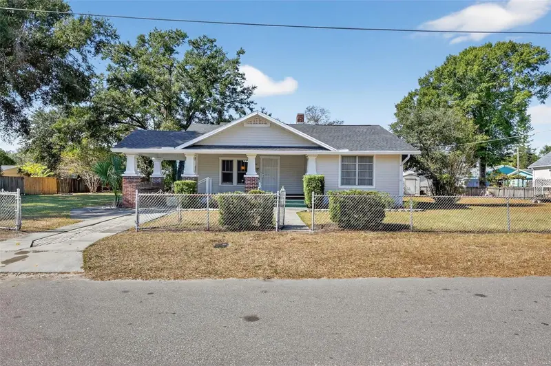 5806 N Cherokee Ave, FL