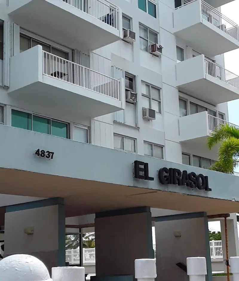 Isla Verde Ave. Cond. El Girasol #303, PR