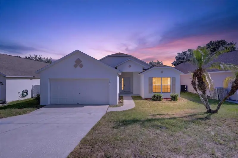 2041 Newtown Rd, FL