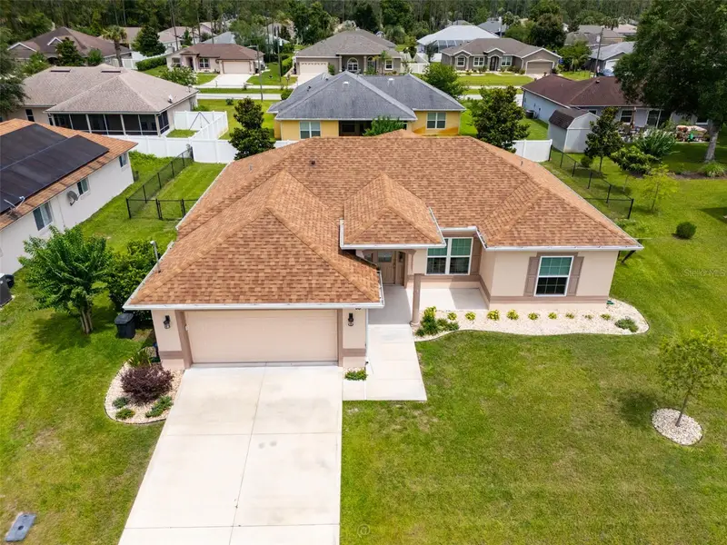 35 Edge Ln, FL
