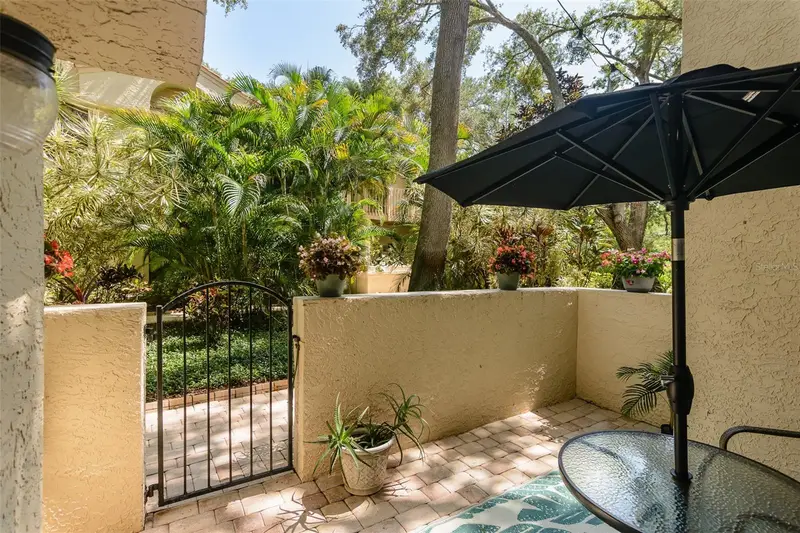 209 Los Prados Dr #1313, FL