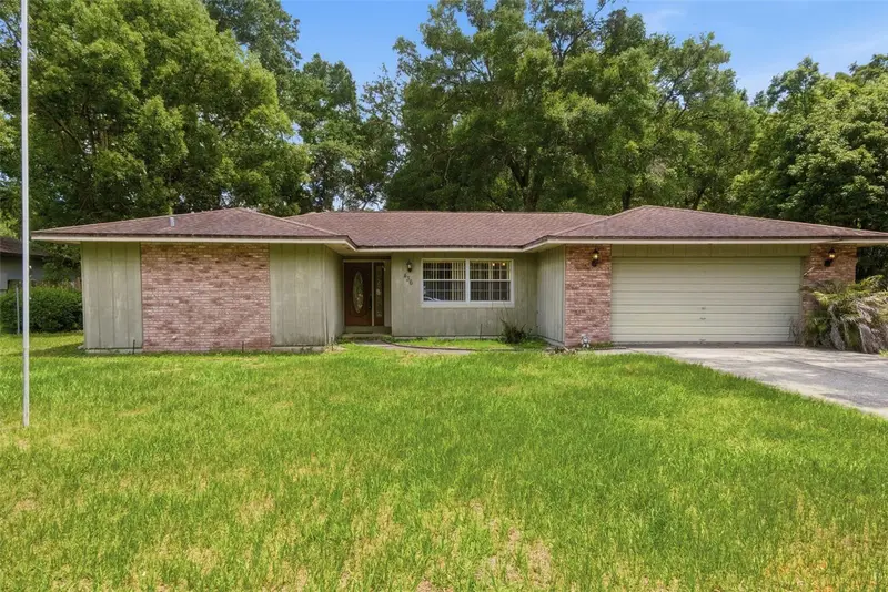 Rolling Oaks listing