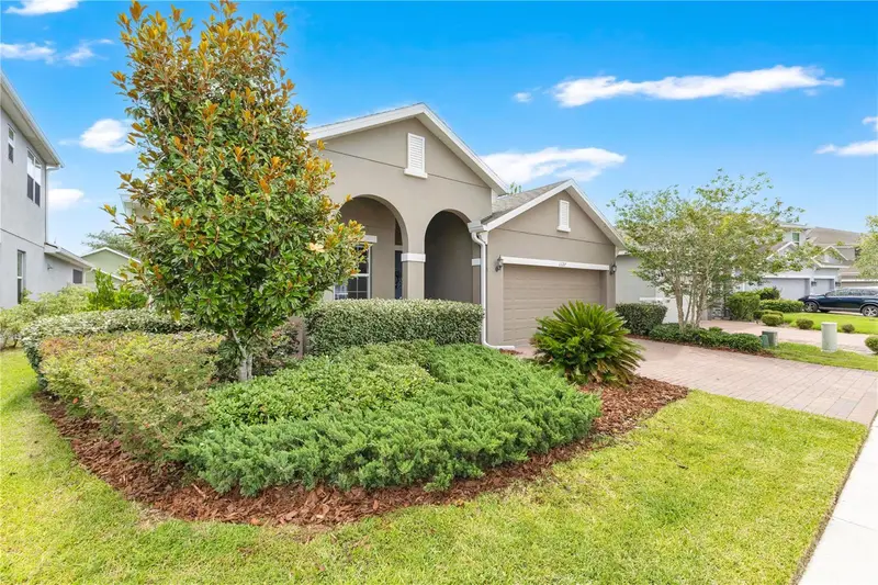 1127 Castlevecchio Loop, FL