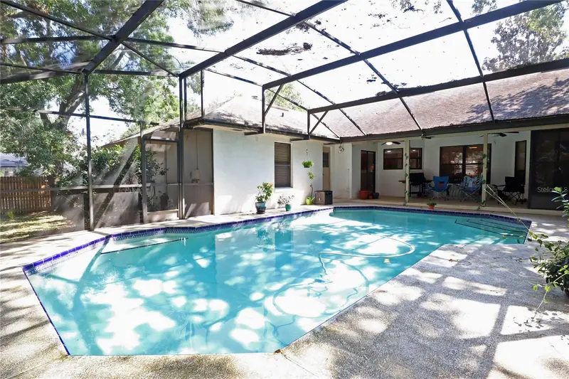 5722 Bay Side Dr, FL