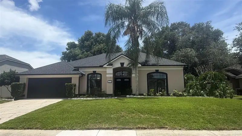 623 Yorkshire Dr, FL