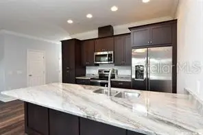 2839 Sw 87 Dr #201, FL