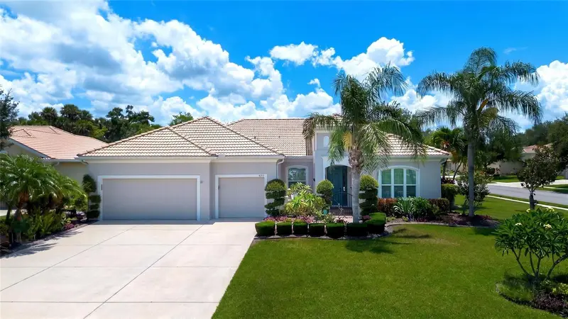 6215 46th Ct E, FL