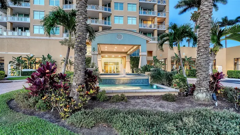 140 Riviera Dunes Way #1204, FL