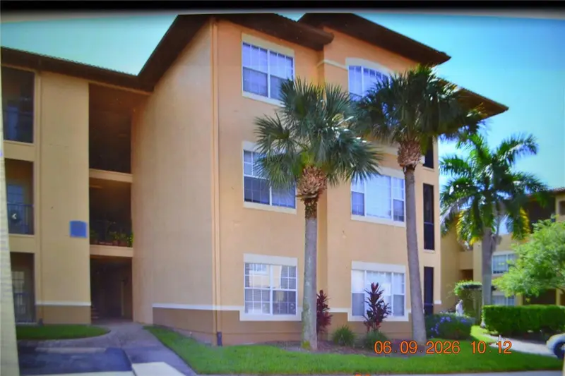 4323 Bayside Village Dr #206, FL