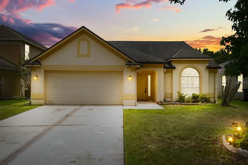 8467 Fort Thomas Way, FL