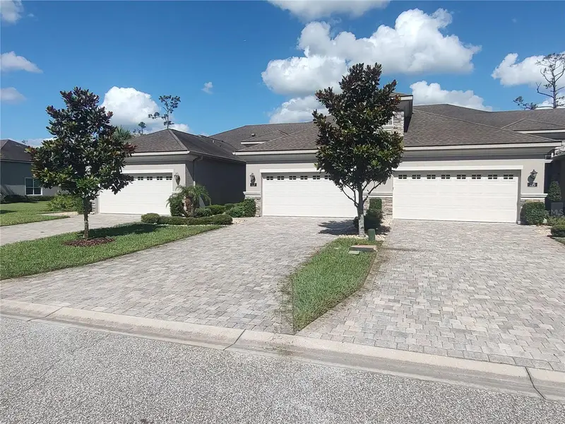 727 Aldenham Ln, FL