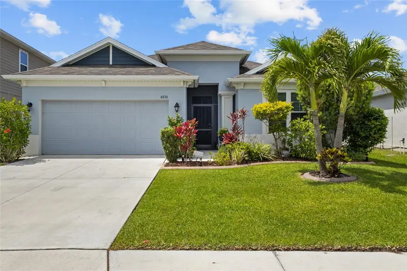 4836 Reisswood Loop, FL