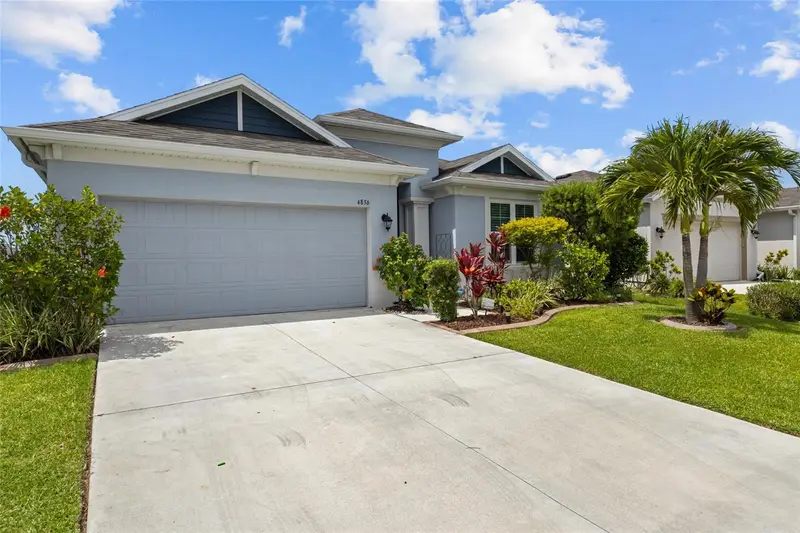 4836 Reisswood Loop, FL