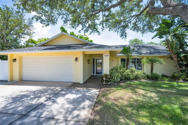 13125 Cimarron Cir N, FL