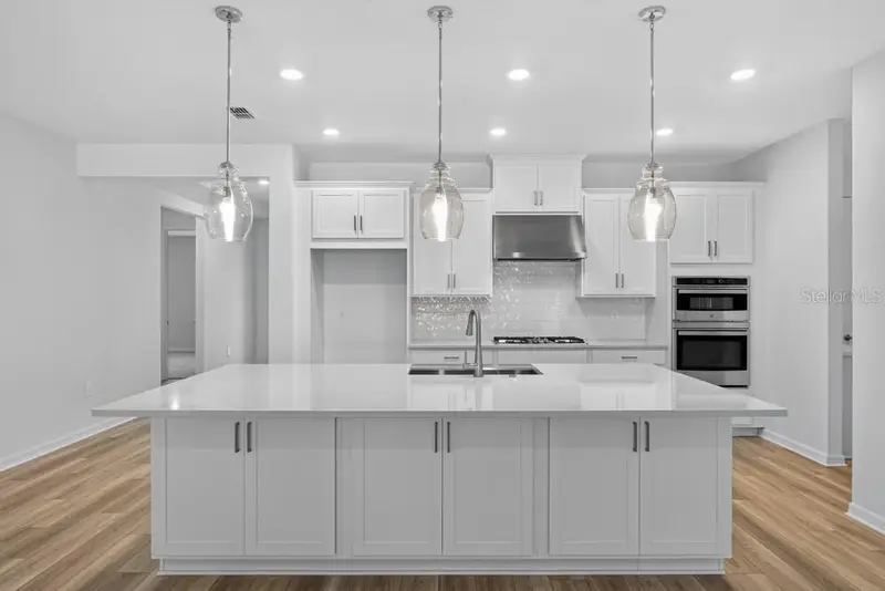 903 Ladyfish Trl, FL